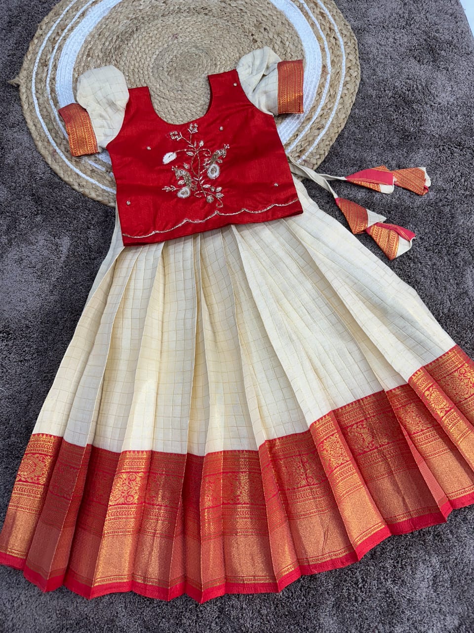 Kids lehenga