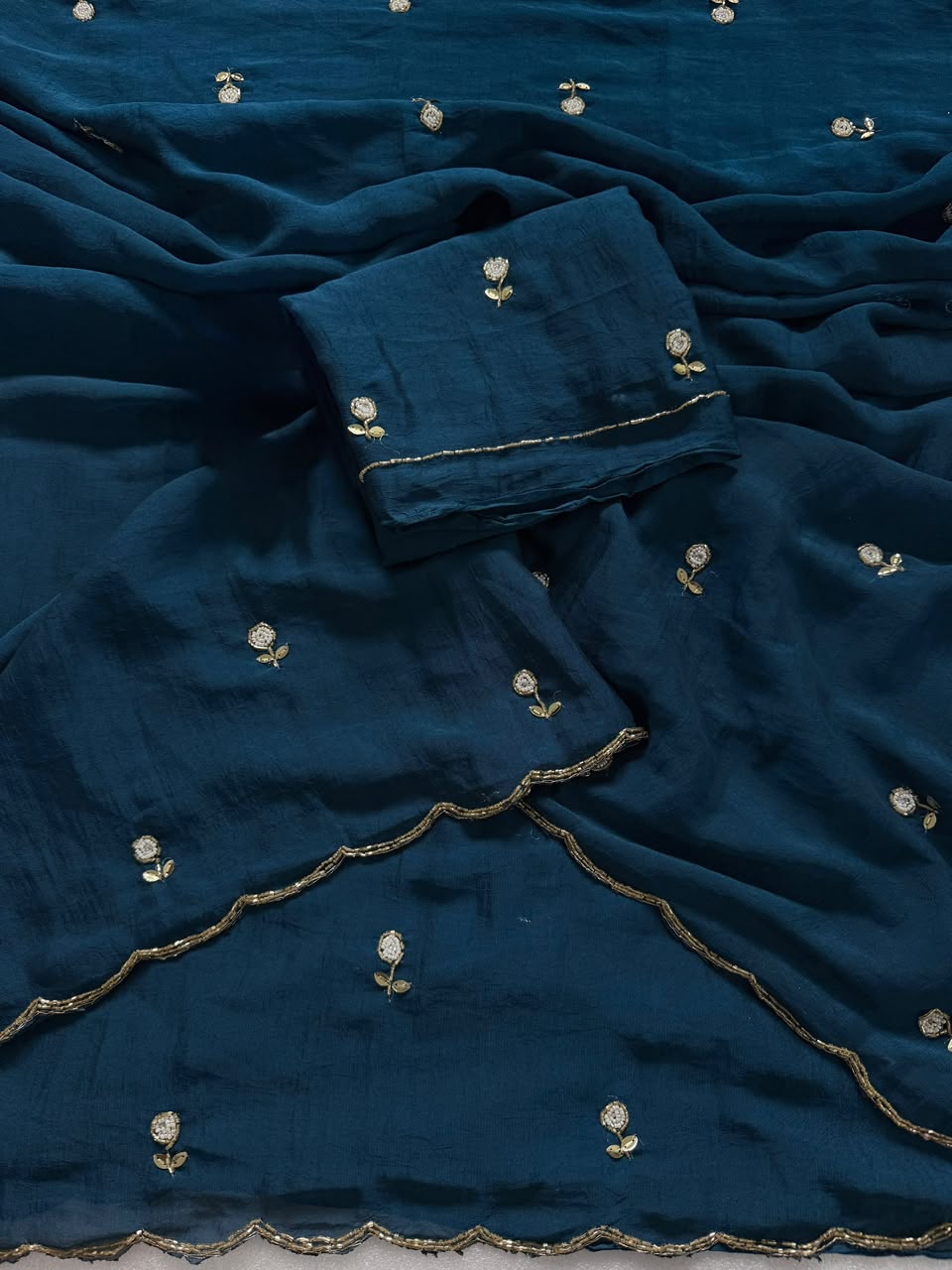 Rangoli crush silk