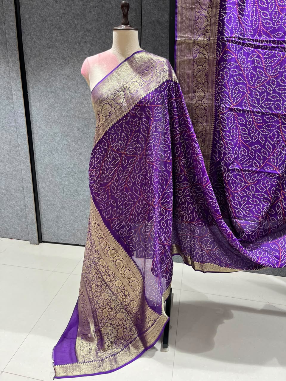 Bandhini saree