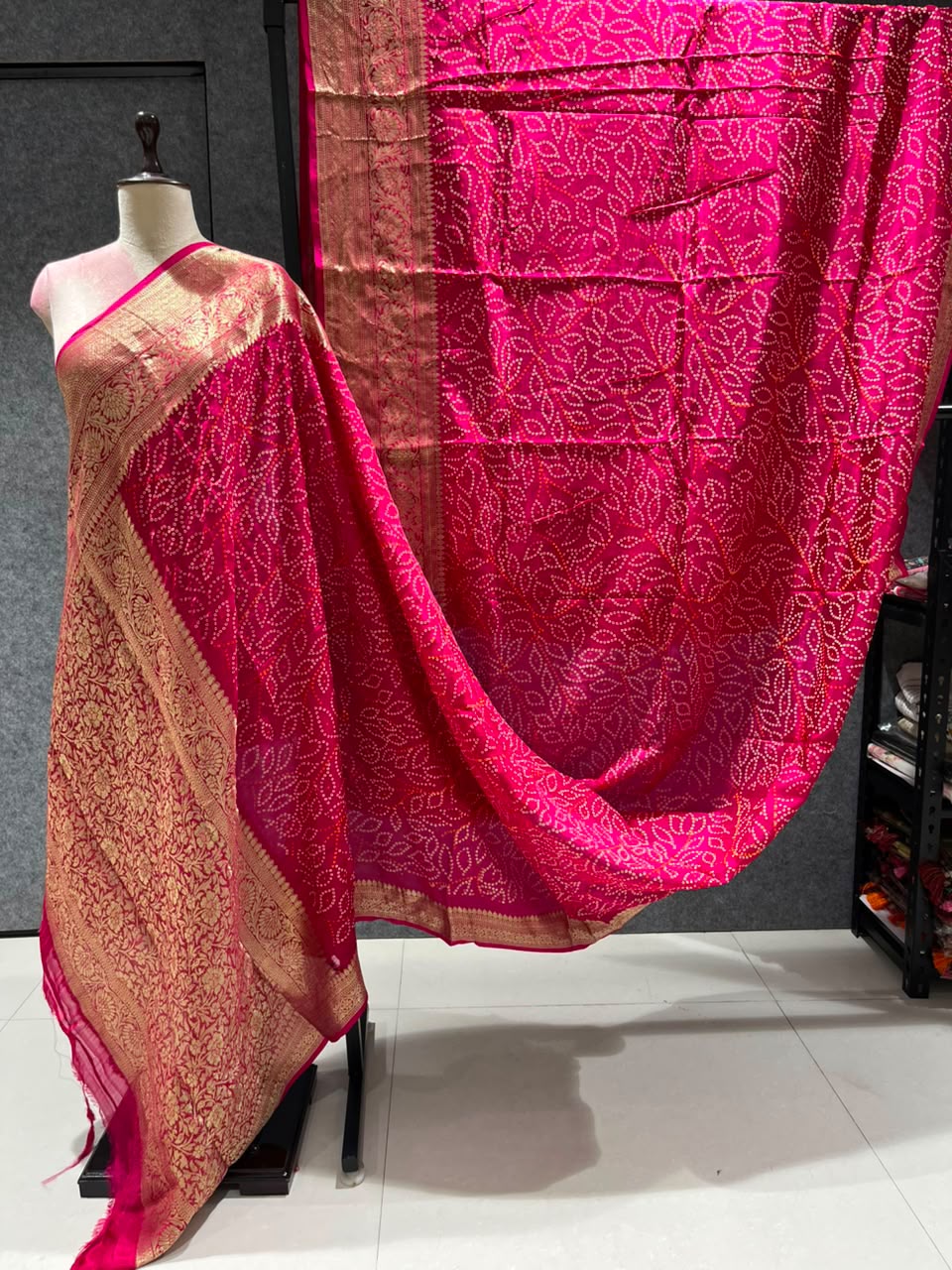 Bandhini saree