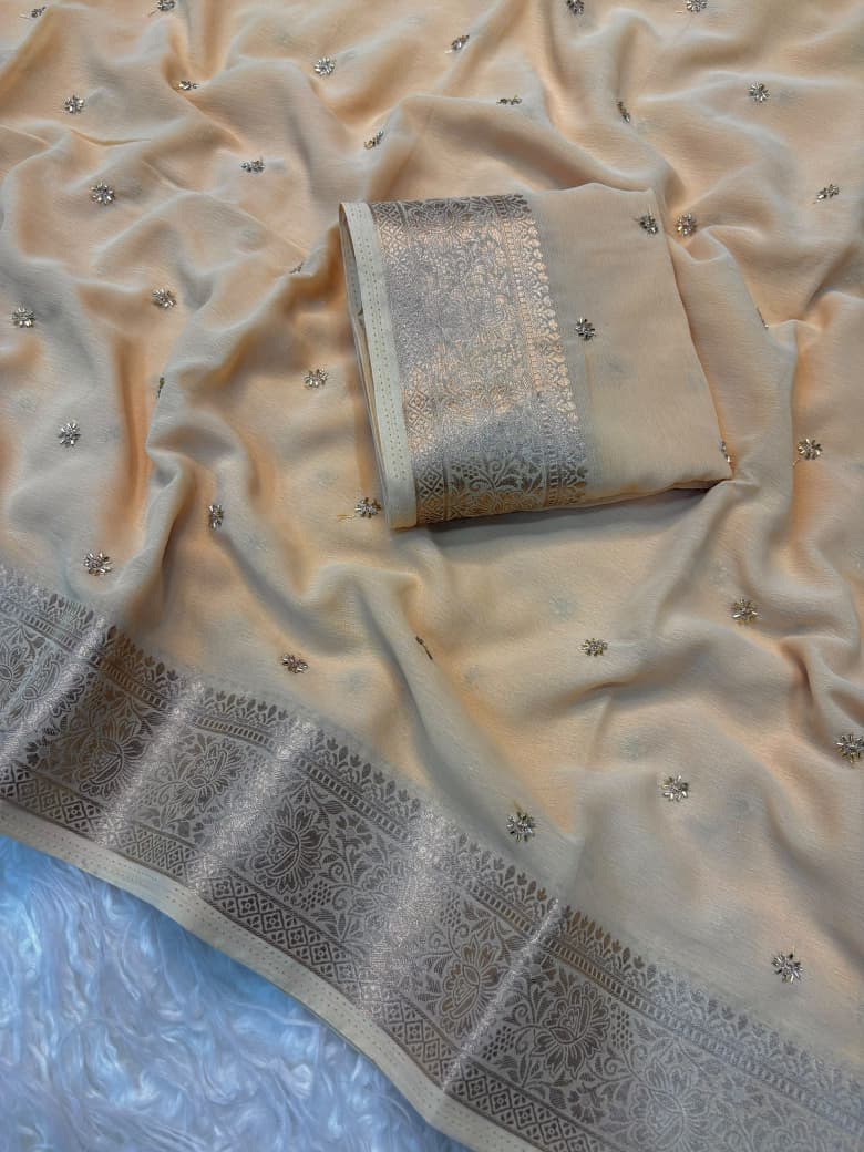 Soft jacquard weaving border