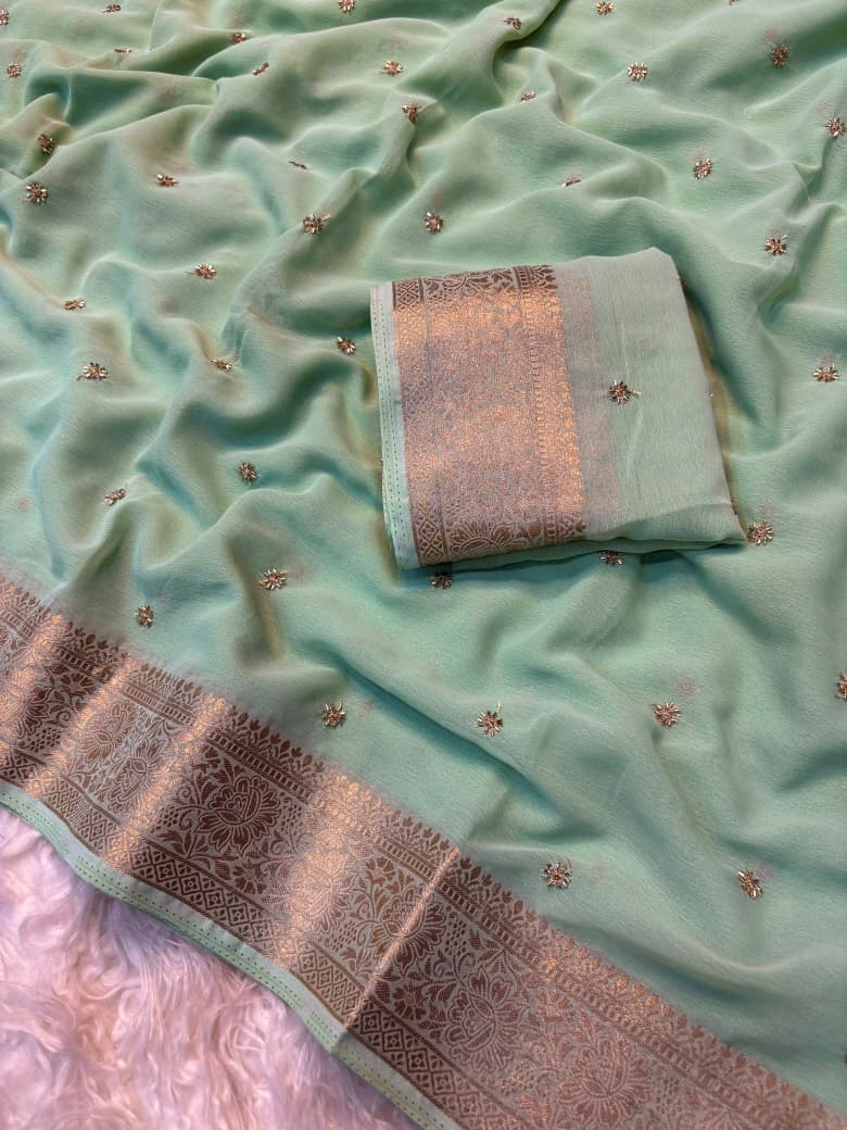 Soft jacquard weaving border