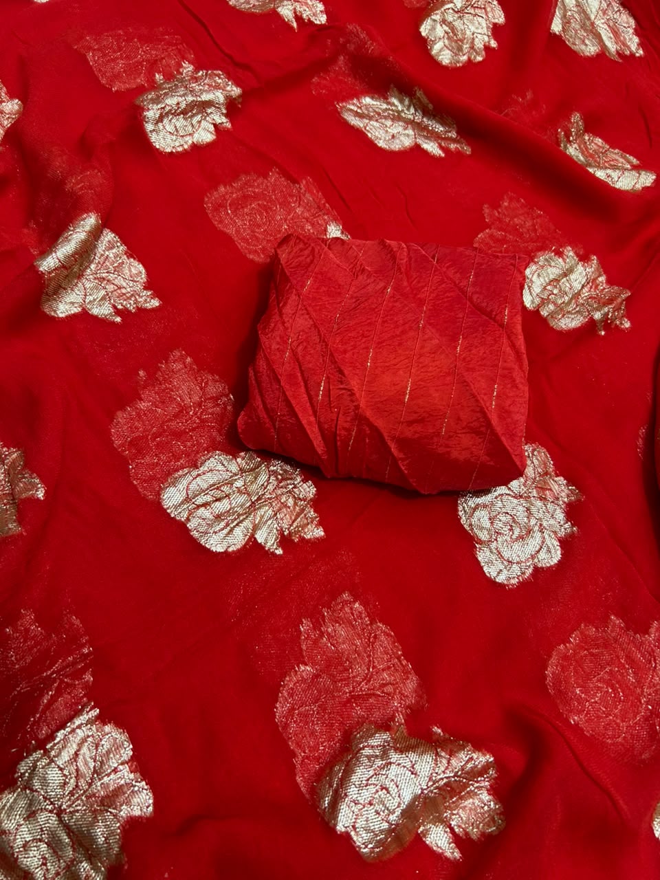 Georgette  zari weaving saree