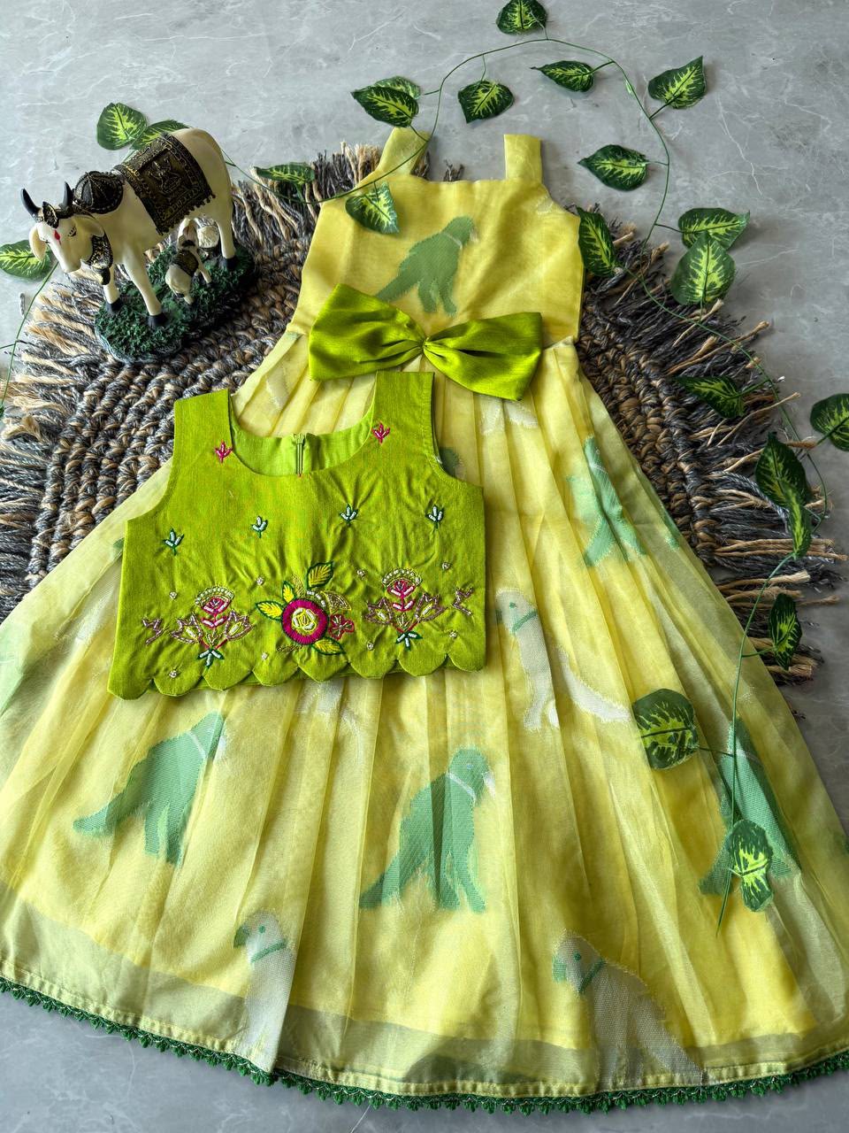 Kids gown with coat