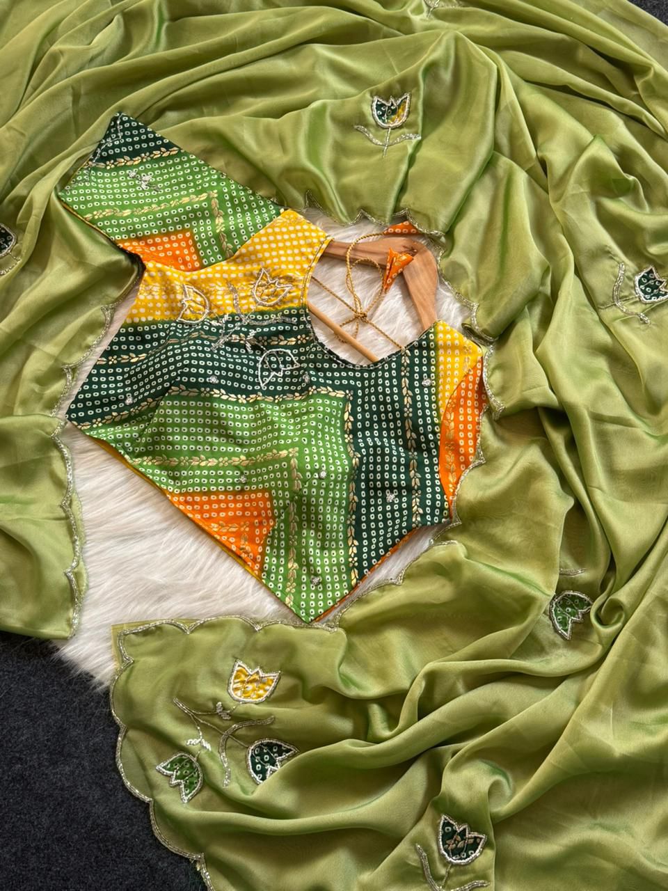 SAREES