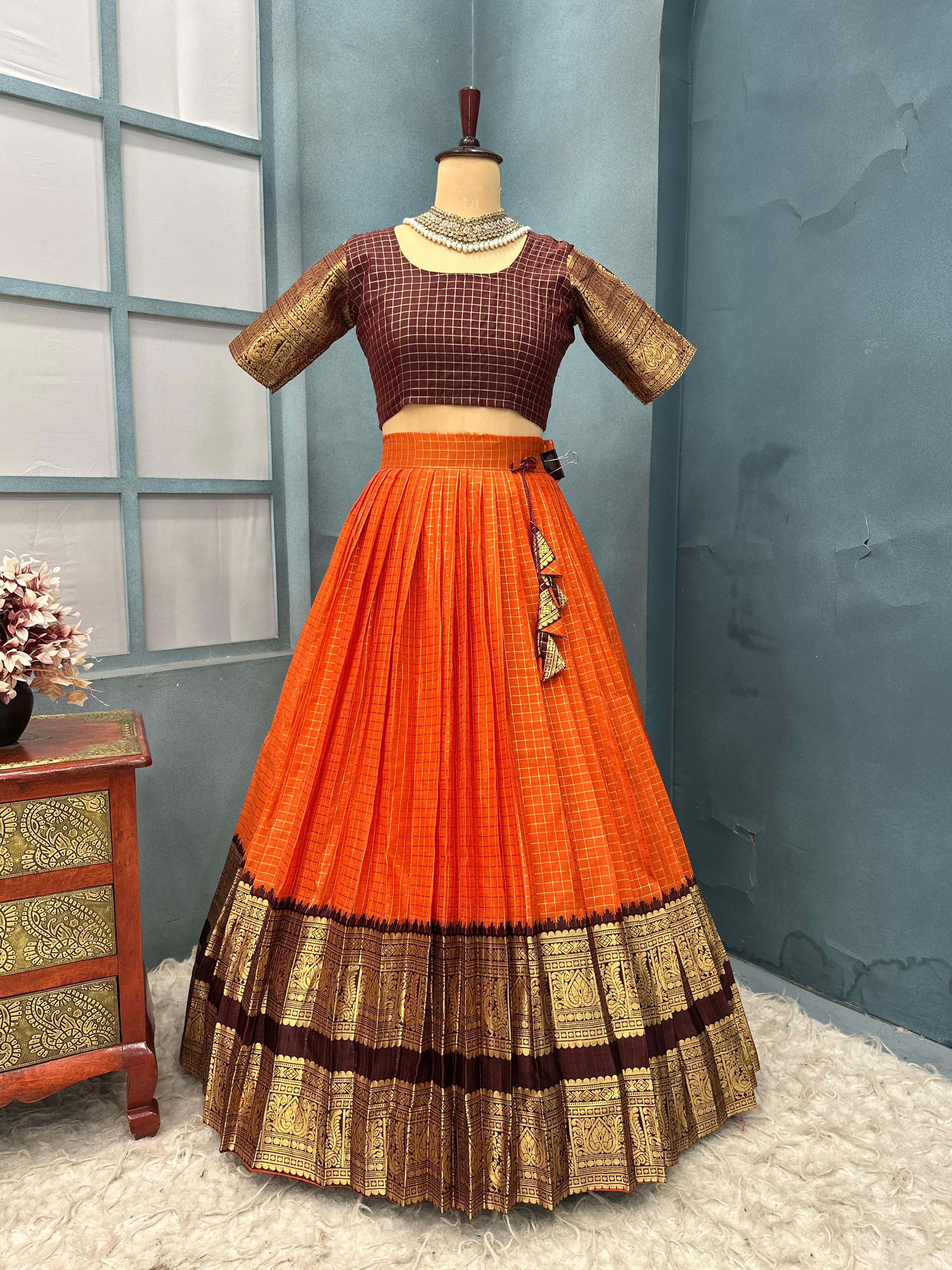 VINTAGE HALFSAREES
