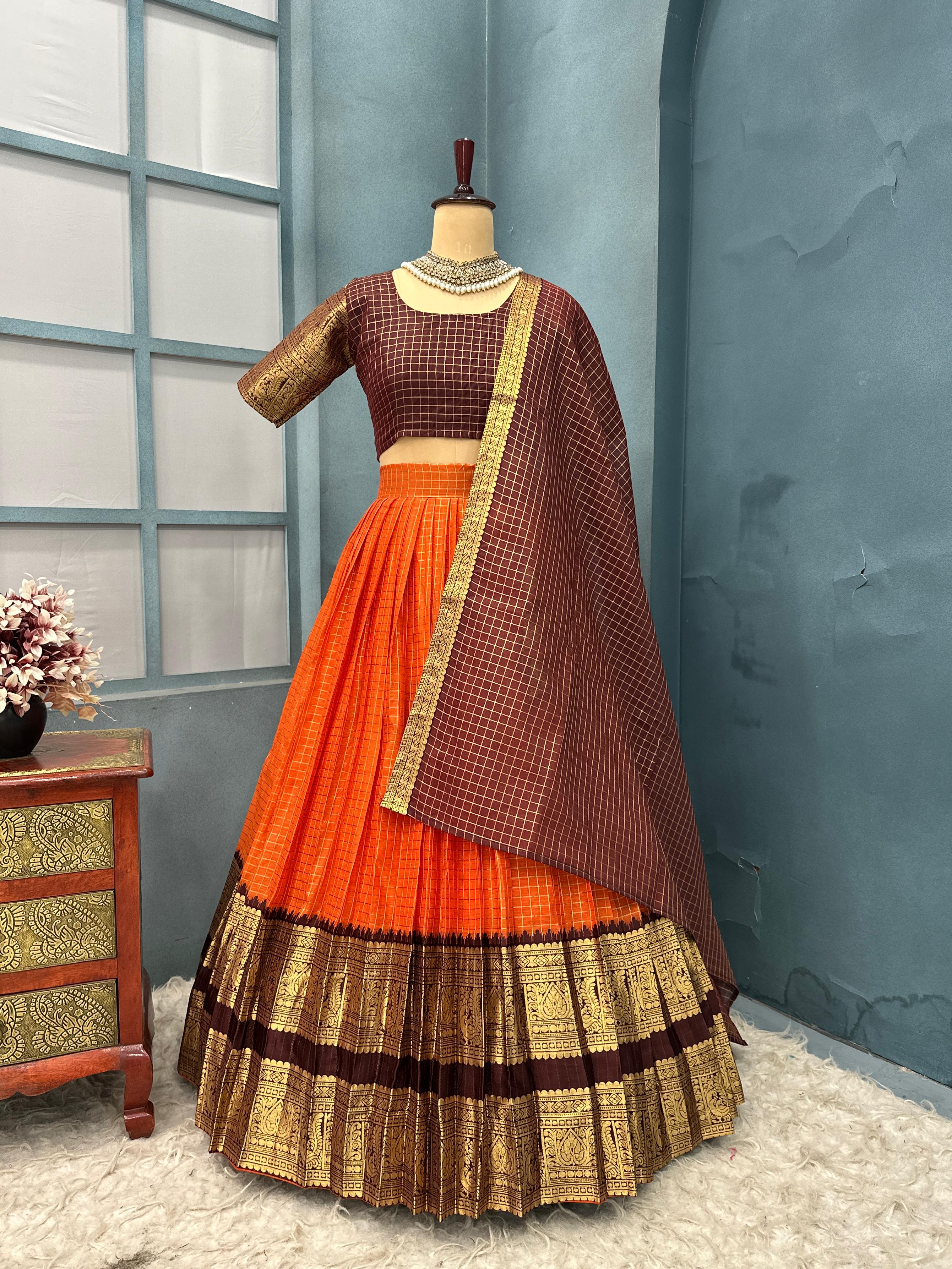 VINTAGE HALFSAREES