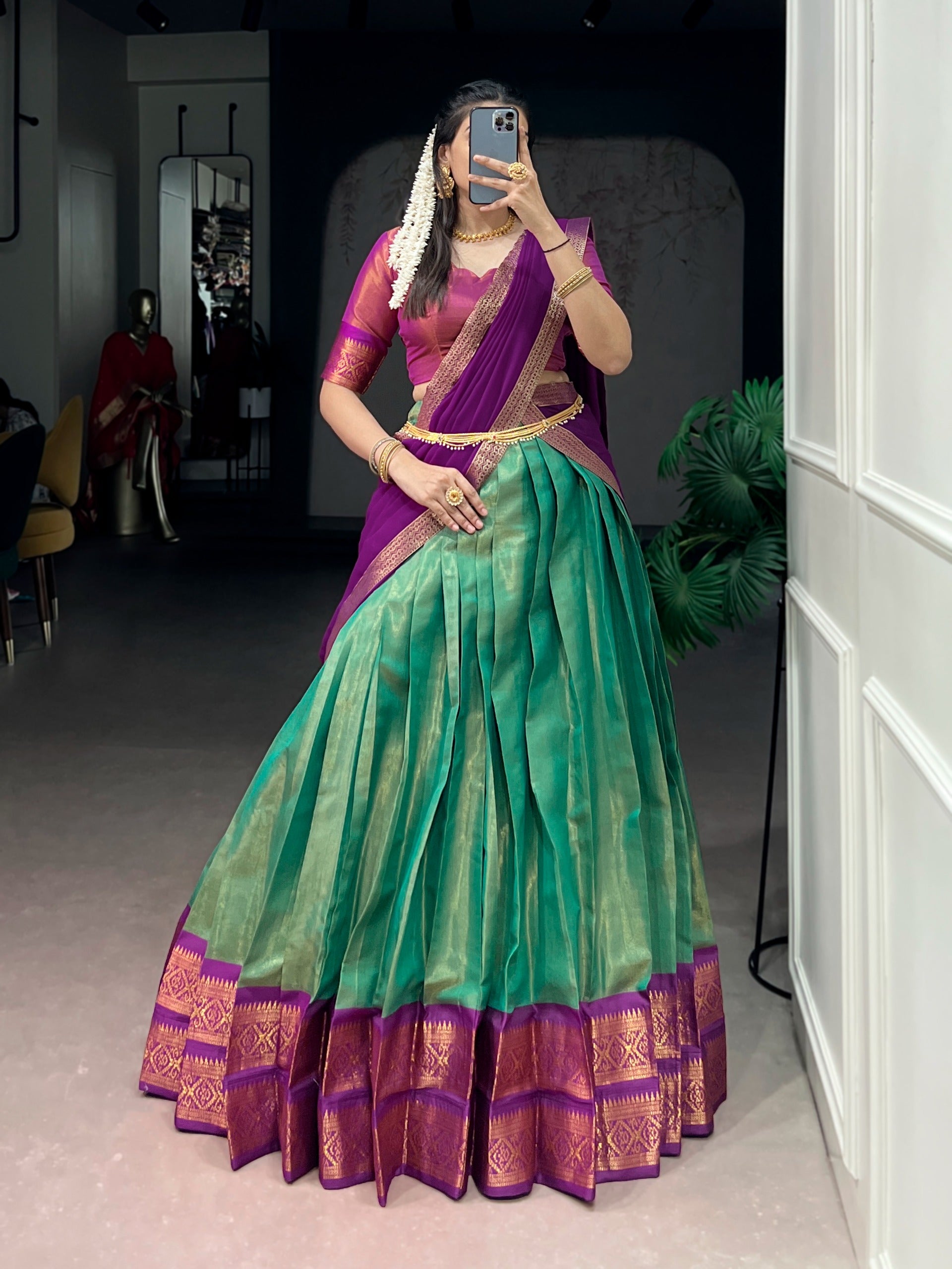 HALFSAREES
