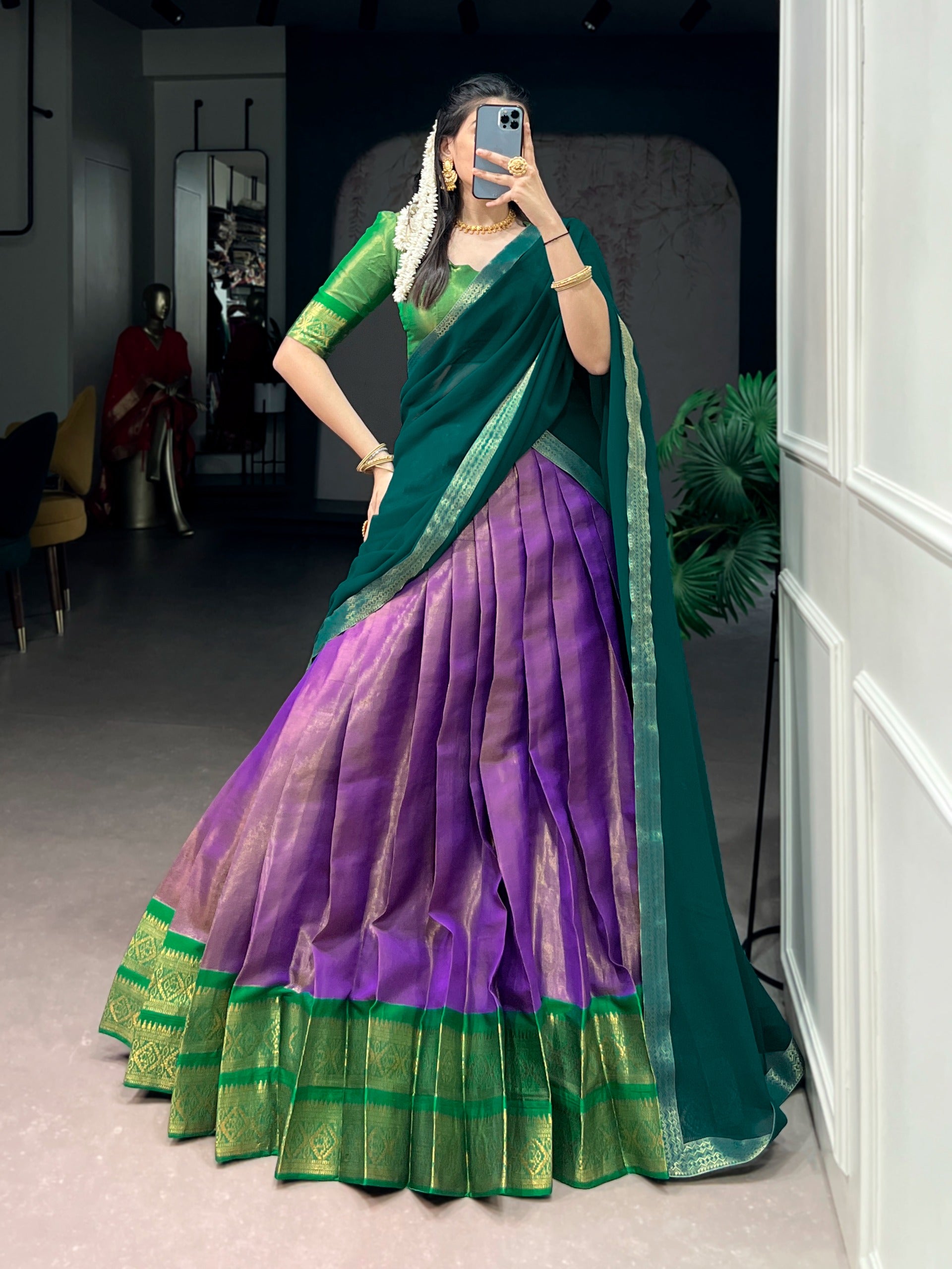 HALFSAREES