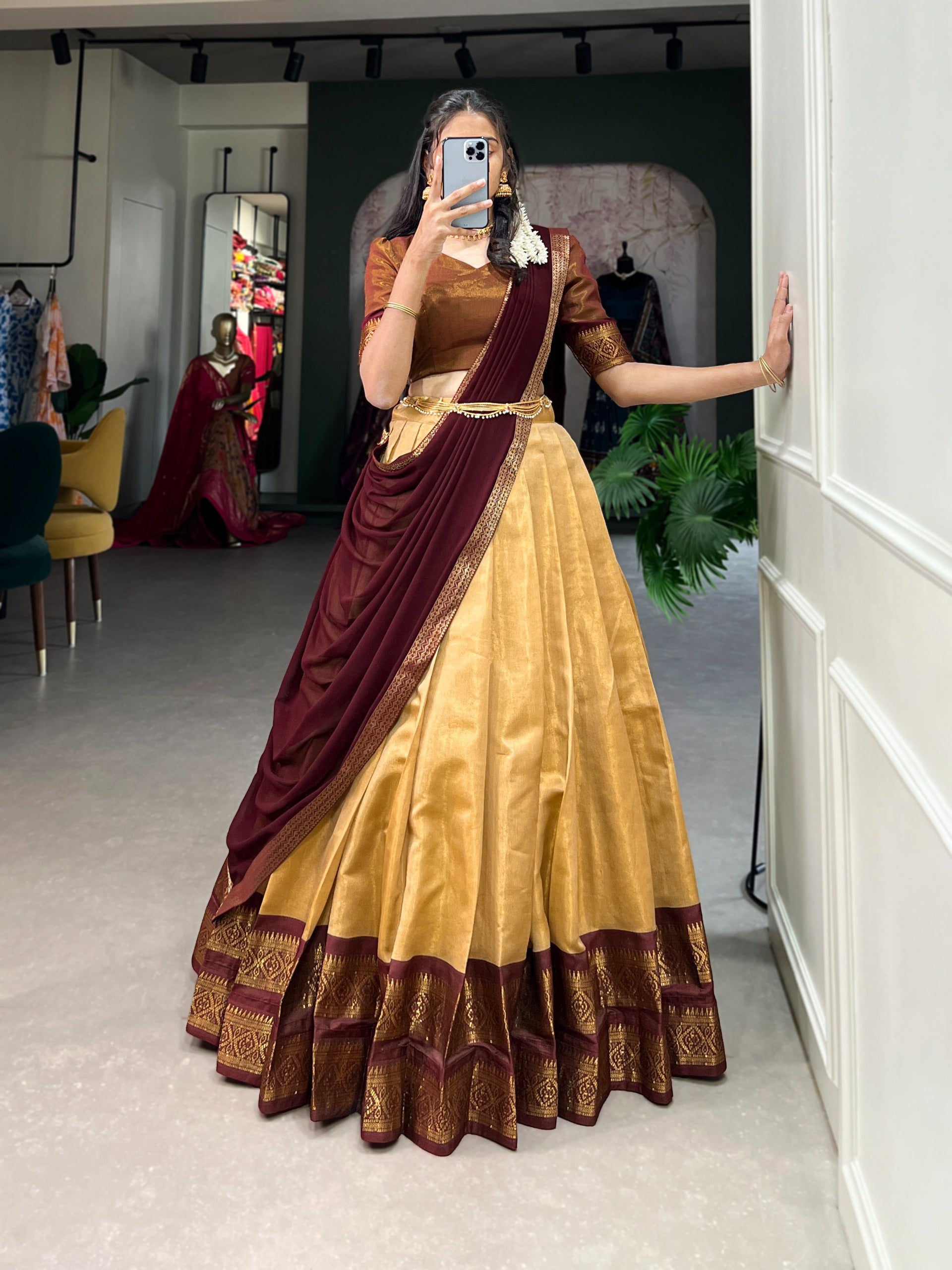 HALFSAREES