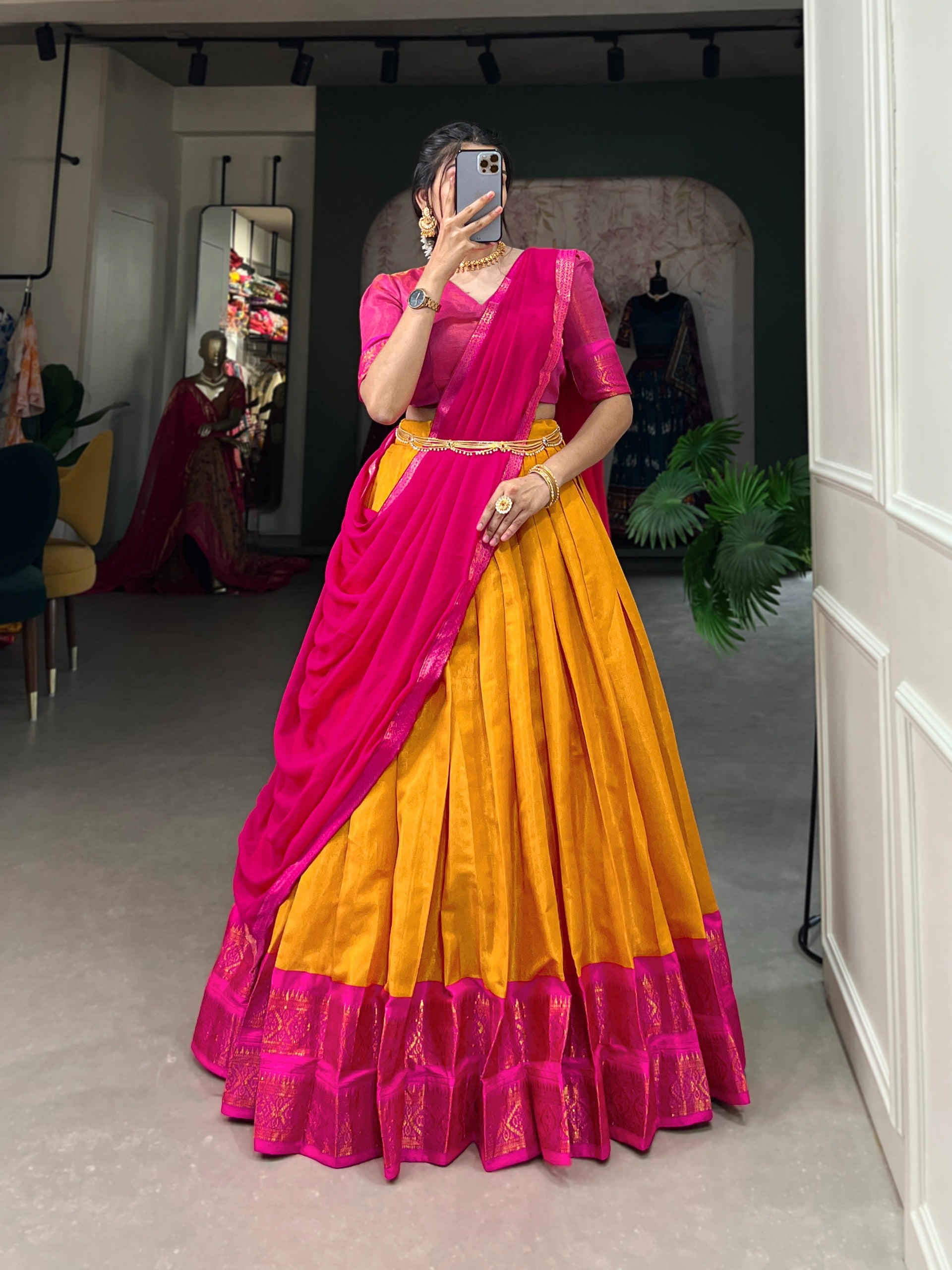 HALFSAREES