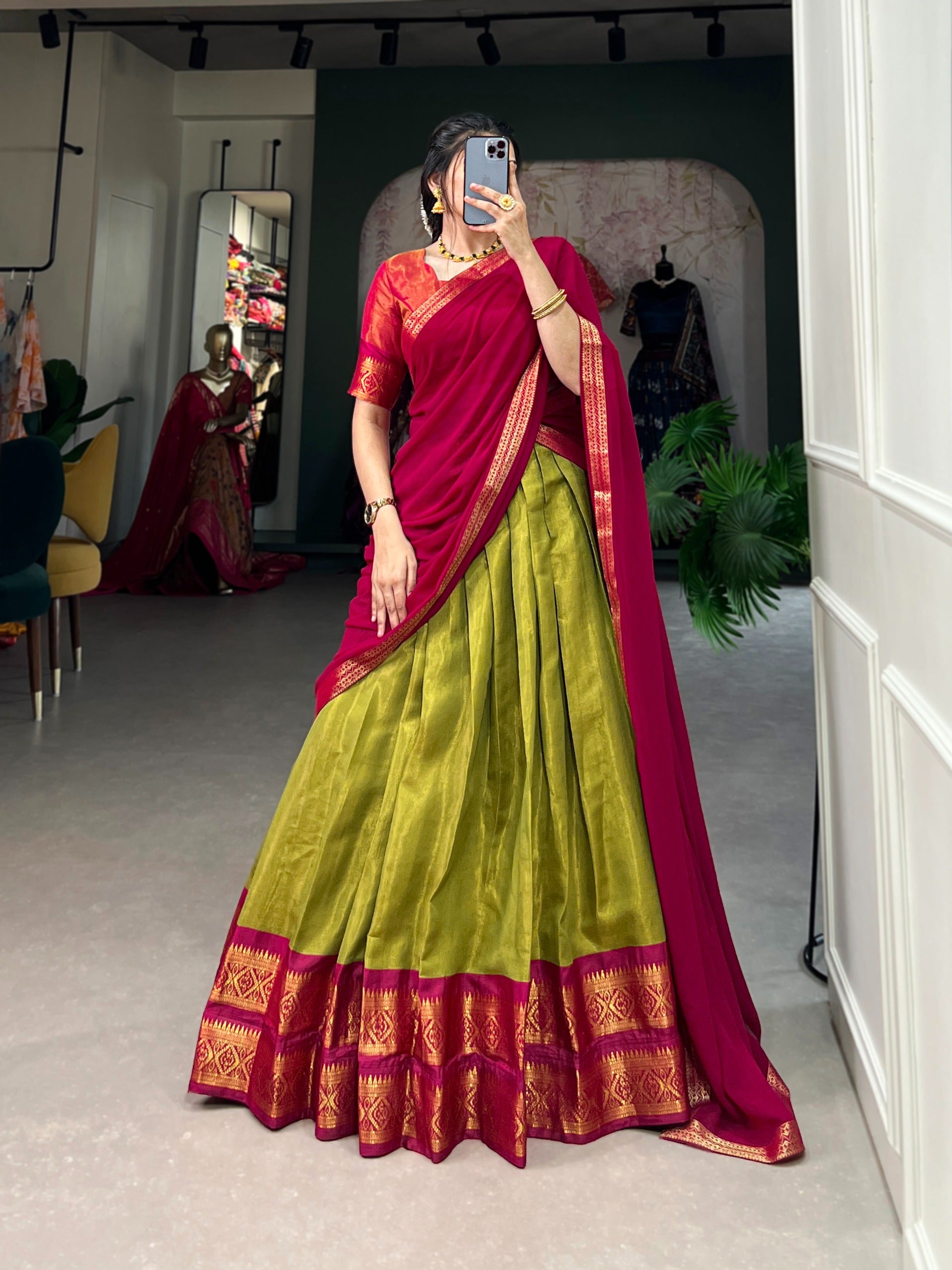 HALFSAREES