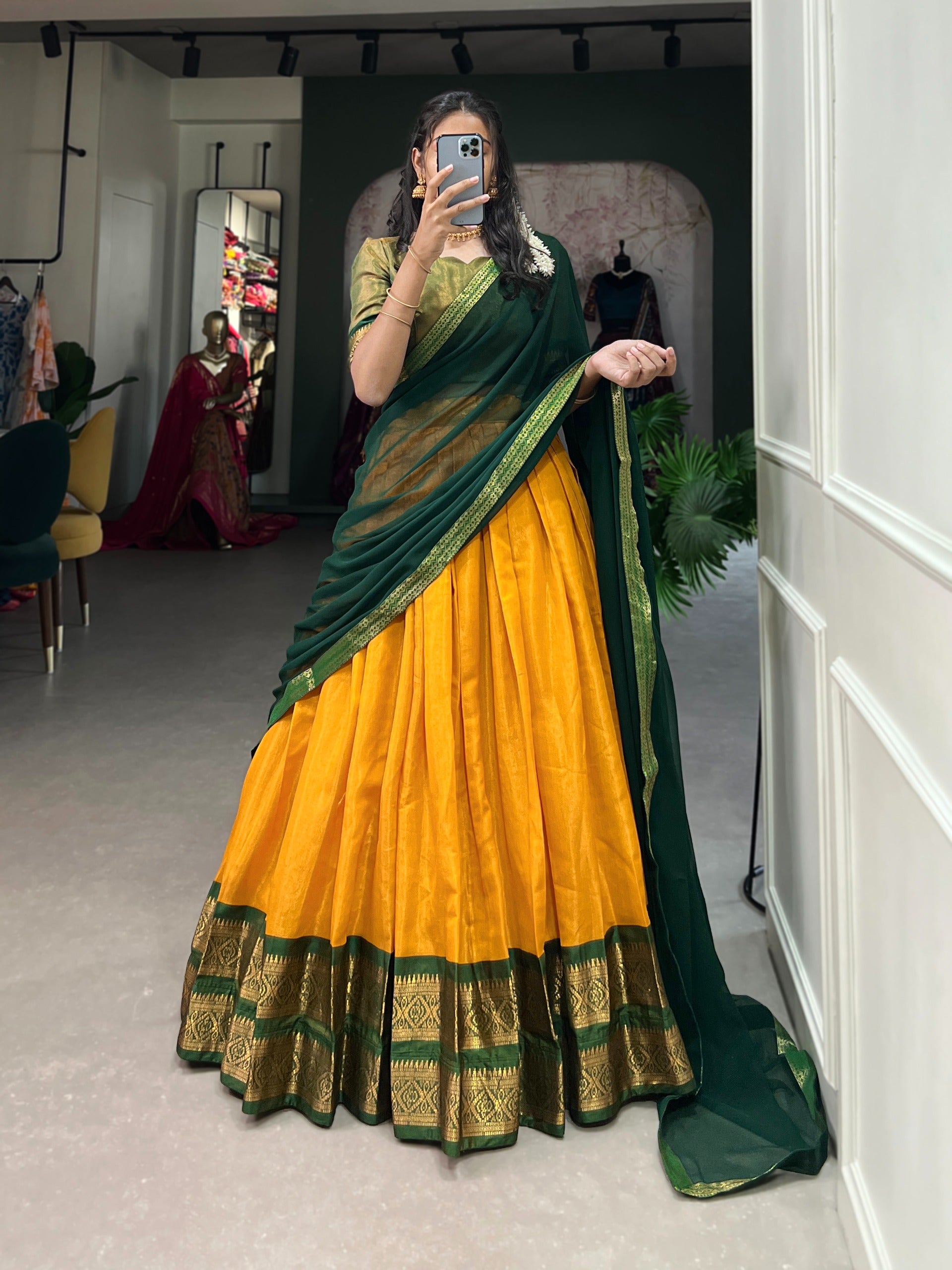HALFSAREES