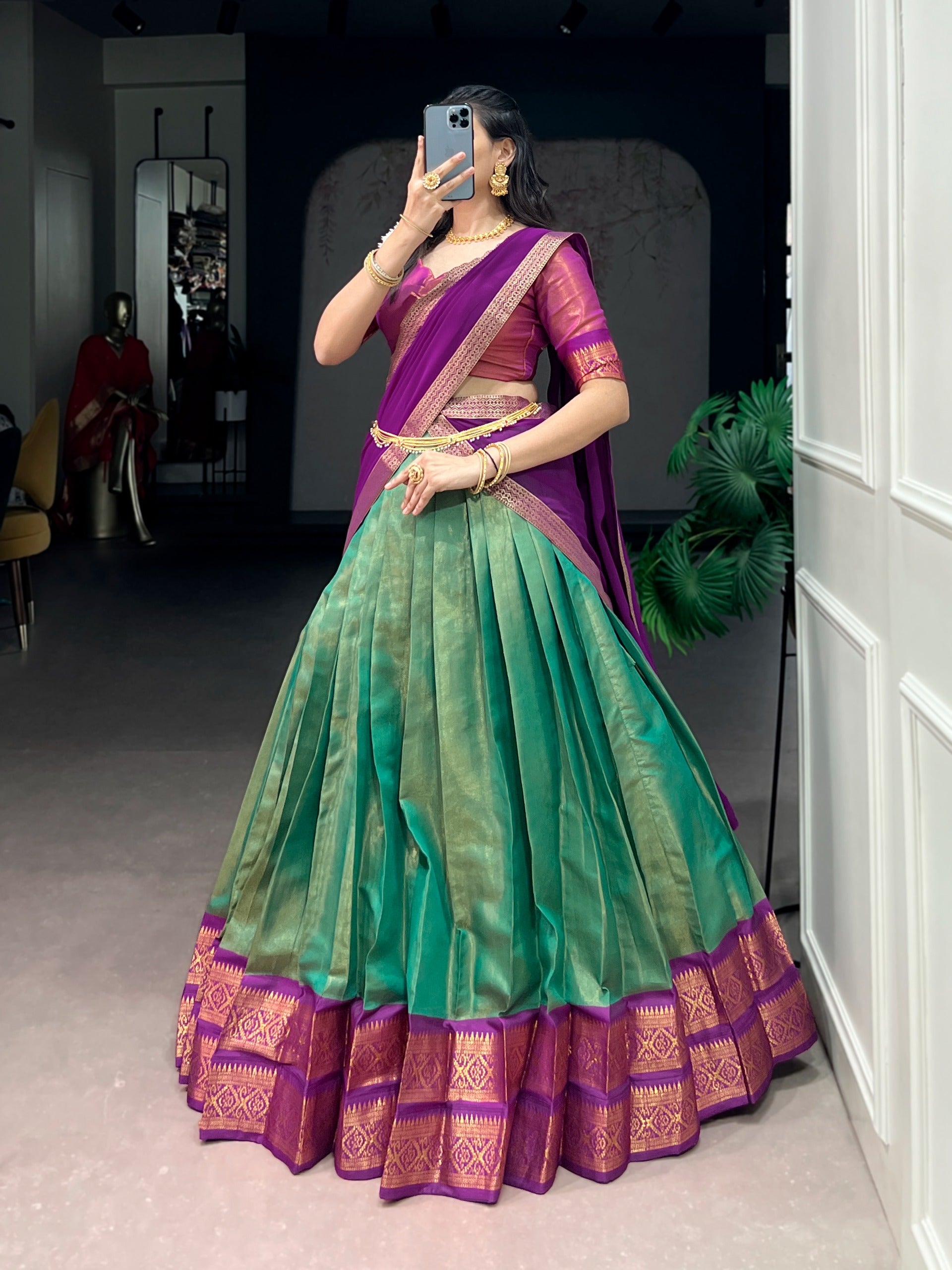 HALFSAREES