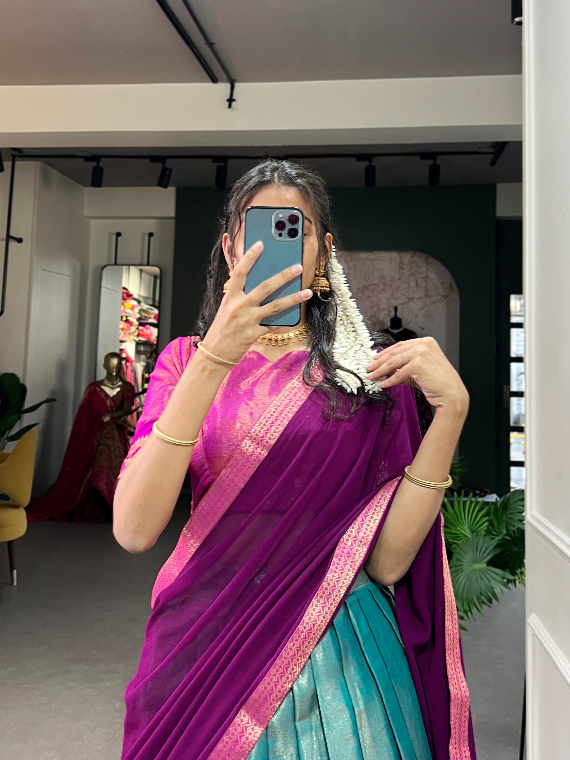 HALFSAREES