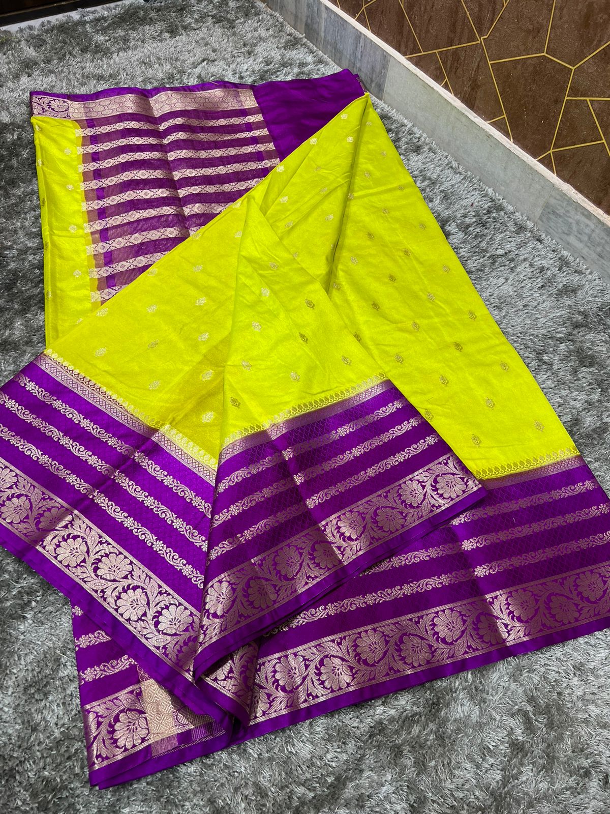 BANARASI SAREES