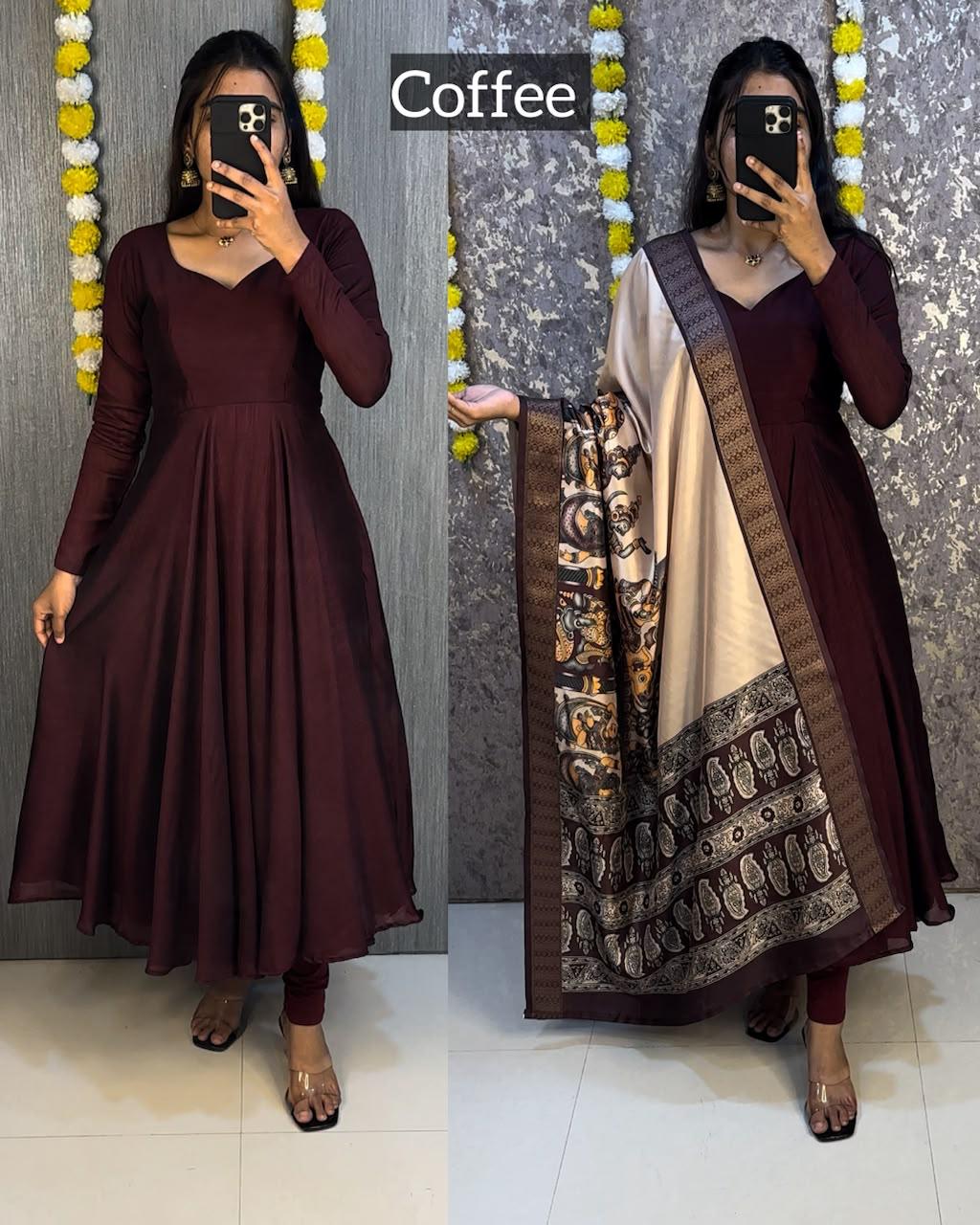 DRESS