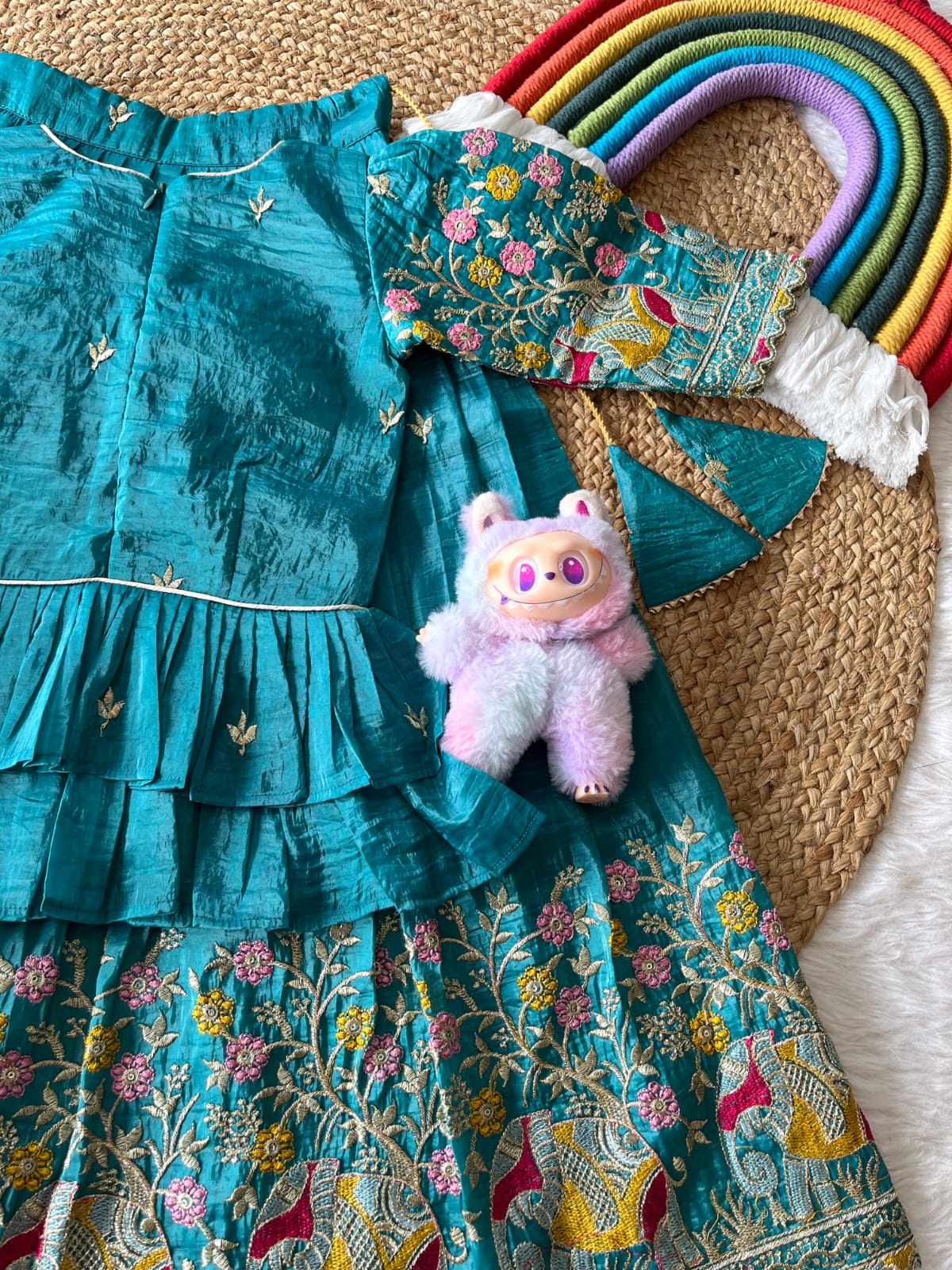 KIDSWEAR