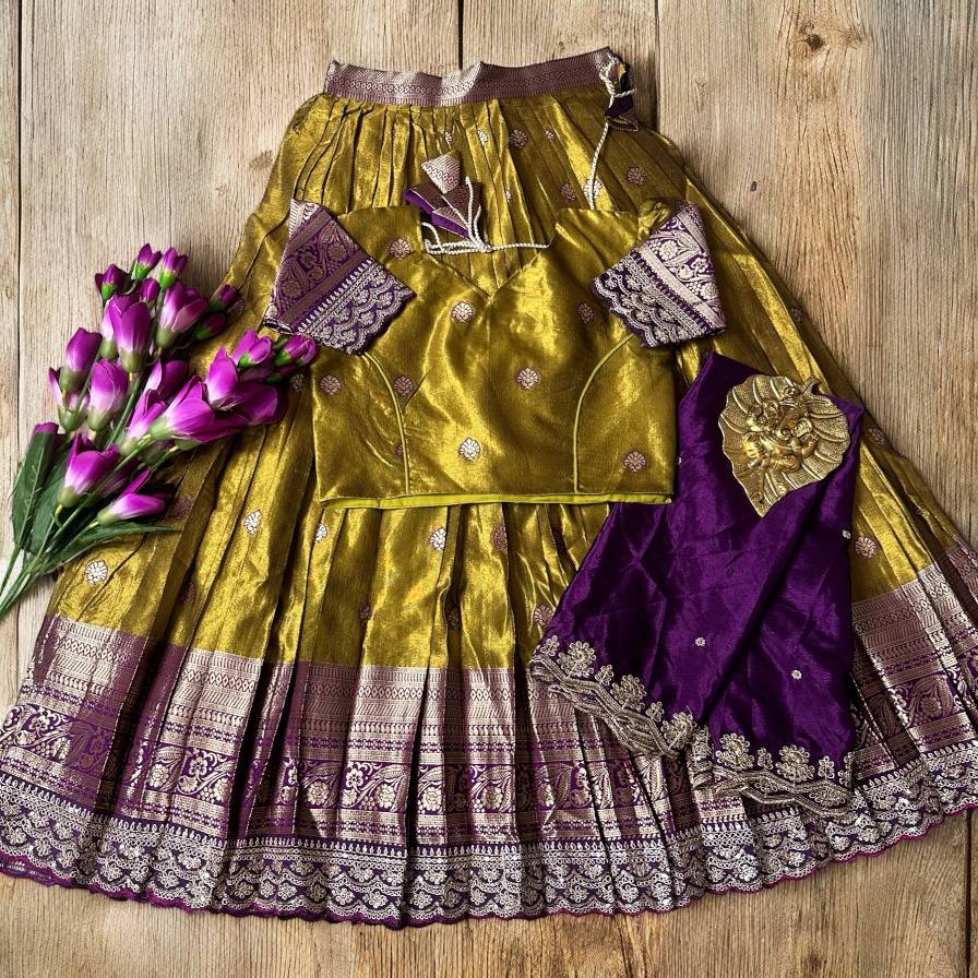 KIDS WEAR